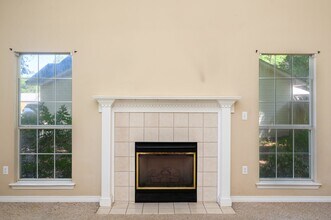 4863 Kensington Ln in Crestview, FL - Building Photo - Building Photo