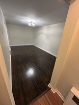 429 Revere Ave in Bronx, NY - Building Photo