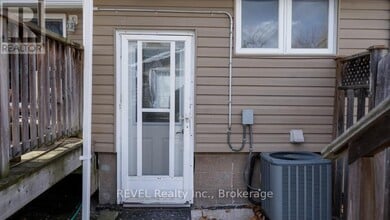 31 Philip St in St Catharines, ON - Building Photo - Building Photo