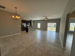 2233 S Chamberlain Blvd in North Port, FL - Building Photo - Building Photo