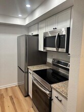 2581 Countryside Blvd in Clearwater, FL - Building Photo - Building Photo