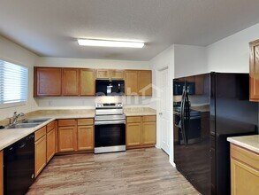 715 Rodeo Ranch in San Antonio, TX - Building Photo - Building Photo