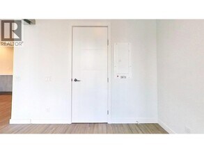 6398 Silver Ave in Burnaby, BC - Building Photo - Building Photo