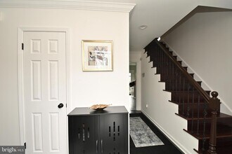 6431 Forest Rd in Cheverly, MD - Foto de edificio - Building Photo