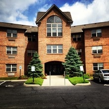 Chestnut Grove in Blacklick, OH - Foto de edificio - Building Photo