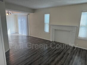 9121 E 69th Pl in Tulsa, OK - Building Photo - Building Photo