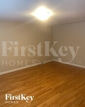 14340 Kenwood Ave in Dolton, IL - Building Photo - Building Photo