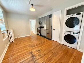 623-25 Pine St in Philadelphia, PA - Building Photo - Building Photo