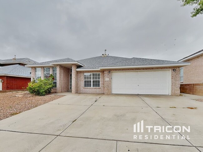 8427 Rio Verde Pl NW
