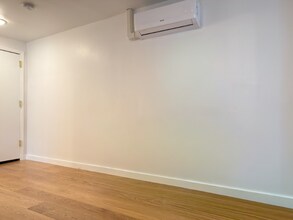 2129 Pine St in Philadelphia, PA - Building Photo - Building Photo