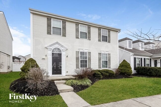 5992 Course Dr in Westerville, OH - Foto de edificio - Building Photo