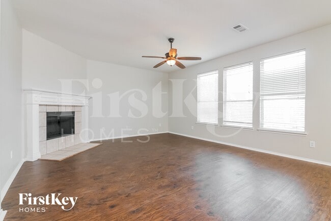 901 Cutting Horse Dr in Mansfield, TX - Building Photo - Building Photo