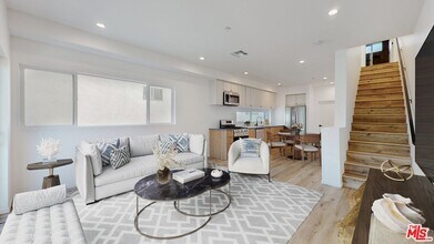 3820 Mont Clair St in Los Angeles, CA - Building Photo - Building Photo