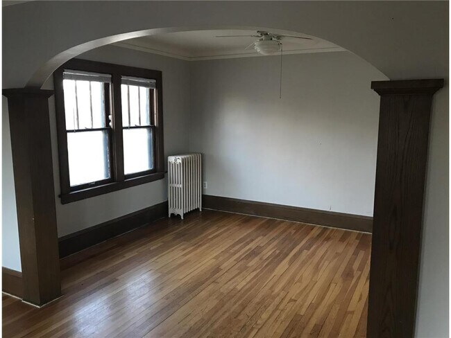 2104 Hartford Ave in St. Paul, MN - Building Photo - Building Photo