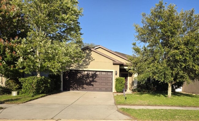 property at 942 Scarlet Plume Ln