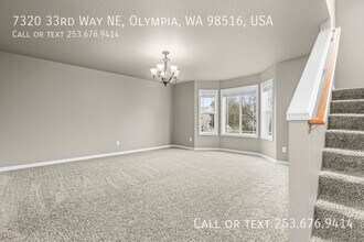 7320 33rd Way NE in Lacey, WA - Building Photo - Building Photo