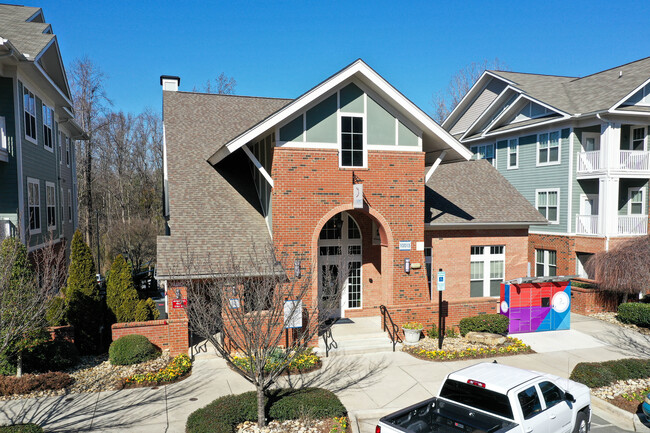 The District in Charlotte, NC - Foto de edificio - Building Photo