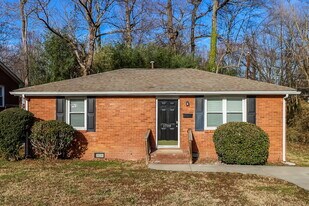 1709 Purser Dr in Charlotte, NC - Building Photo