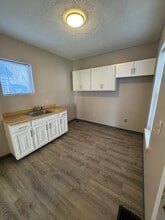 404 N Chestnut Ave, Unit 404 Chestnut in Niles, OH - Building Photo - Building Photo