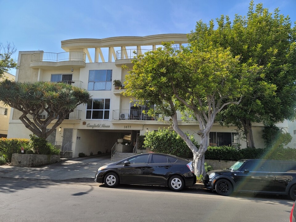 Canfield Luxury Investments LLC in Los Angeles, CA - Building Photo