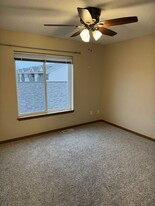 7119 56th St in Sioux Falls, SD - Building Photo