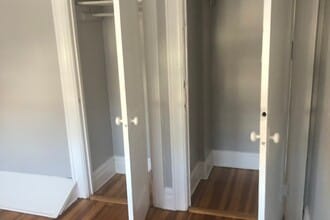 276 Desoto Pl, Unit 2 in Fairview, NJ - Building Photo - Building Photo
