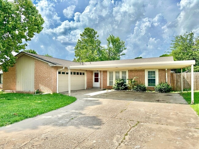 property at 4606 NE Euclid Ave