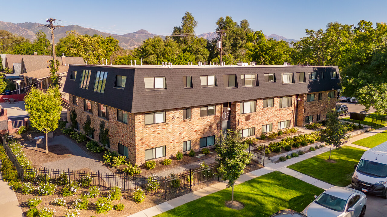 SoTro Apartments in Salt Lake City, UT - Building Photo