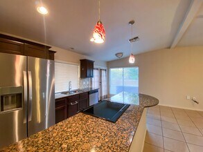 4035 Shenandale St in San Antonio, TX - Building Photo - Building Photo