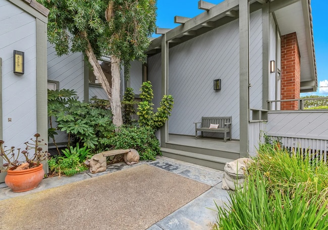 551 Orchid Ln in Del Mar, CA - Building Photo - Building Photo