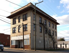 The Humbles Building Apartments in Lynchburg, VA - Building Photo - Building Photo