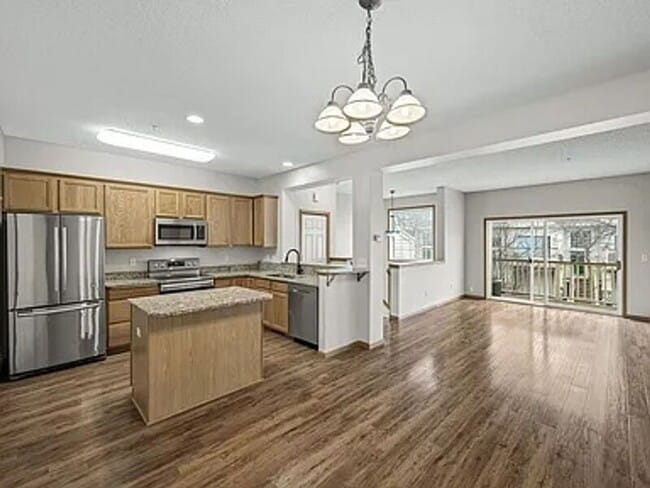 property at 13840 54th Ave N