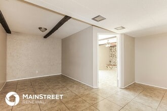 5353 N 61st Ave in Glendale, AZ - Building Photo - Building Photo