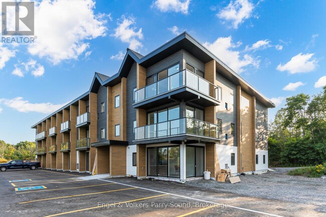 property at 51-351 George St