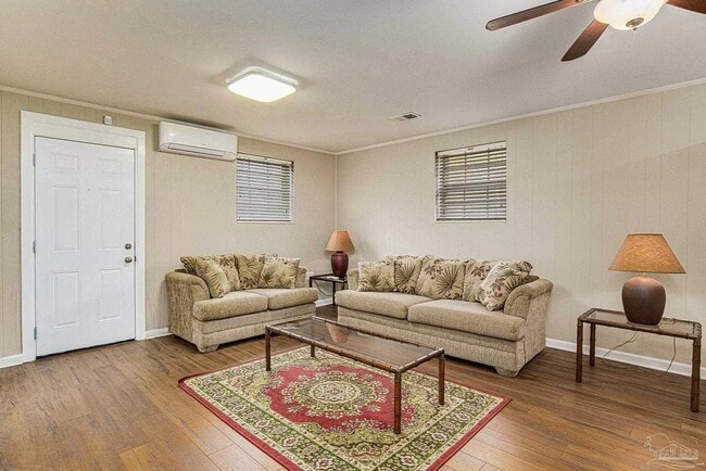 4021 N 12th Ave in Pensacola, FL - Building Photo - Building Photo