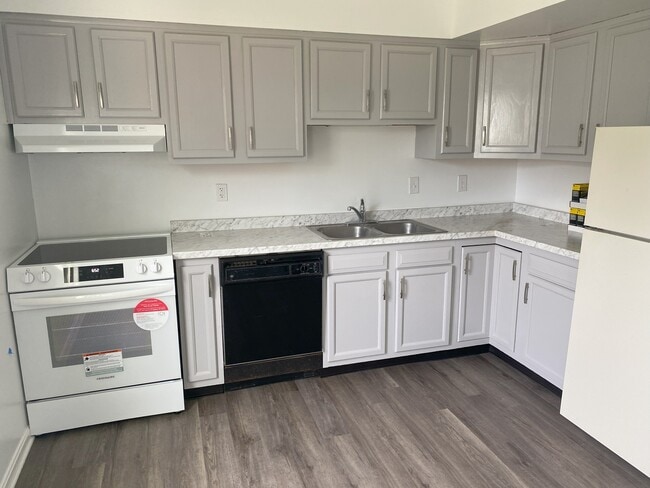 747 Union St, Unit A in Lancaster, PA - Building Photo - Building Photo