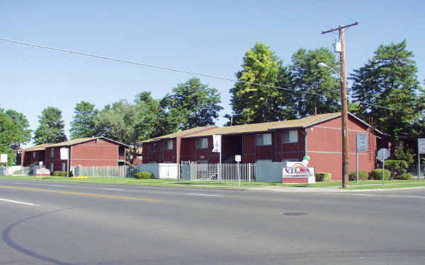 Villa Margaritas Apartments in Fresno, CA - Building Photo