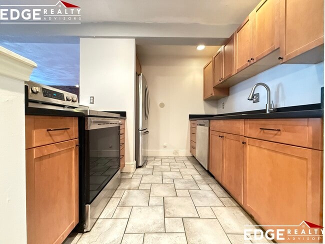 property at 39 South St