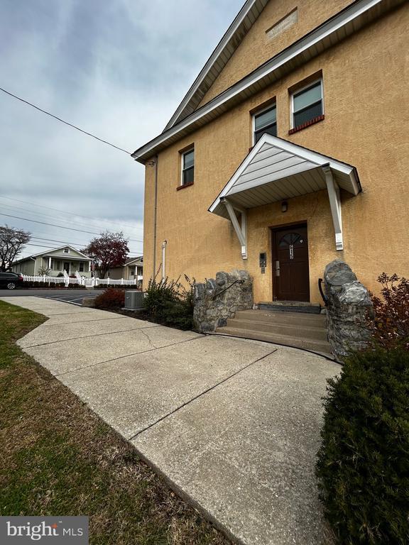 615 Summit St in King of Prussia, PA - Building Photo - Building Photo