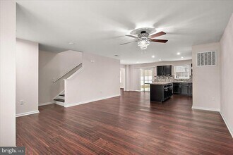 38369 Elizabeth Ln in Delmar, DE - Foto de edificio - Building Photo