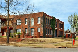 200-204 NW 24th St in Oklahoma City, OK - Building Photo - Building Photo