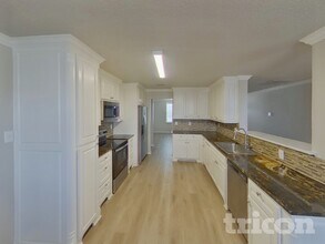 3004 Double Oak Dr, Unit W525 in Rockwall, TX - Building Photo - Building Photo