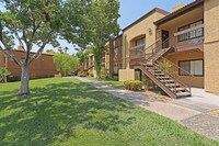 Community - Desert Ridge Apartments in Las Vegas, Nevada