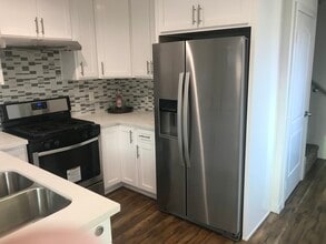 940 Marietta St in Los Angeles, CA - Building Photo - Building Photo