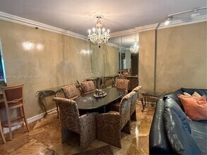 3700 Island Blvd in Aventura, FL - Building Photo - Building Photo