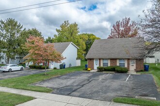 Parkside at Maple Canyon in Columbus, OH - Foto de edificio - Building Photo