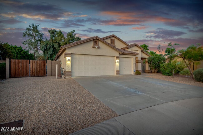 1833 N Sunview in Mesa, AZ - Building Photo - Building Photo