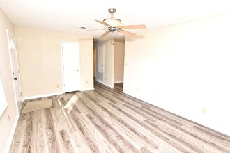 728 Salisbury Dr in Rocky Mount, NC - Building Photo - Building Photo