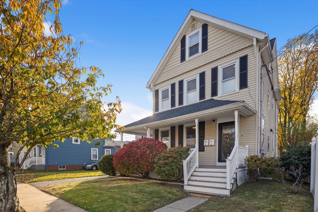 14 Everett St in Medford, MA - Building Photo