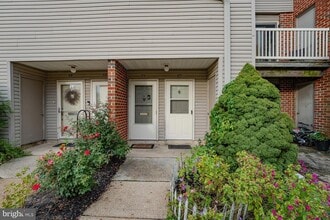 254 Vail Ct, Unit 257 in Hamilton, NJ - Building Photo - Building Photo